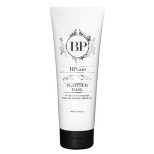Poista keltaisuutta ja ravitse vaaleita hiuksia yhdellä käsittelyllä. Tämä arganöljyä sisältävä naamio antaa viileän platinasävyn ja sopii myös pidennyshiuksill