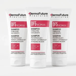 Kolme valkoista DermoFuture DF5 Woman -shampootuubia naisille aseteltuna rinnakkain puhtaalle valkoiselle taustalle. Tuubien etuosassa näkyvät vaaleanpunainen DF5 Woman -palkki ja tekstit hiusten kasvun stimuloinnista.