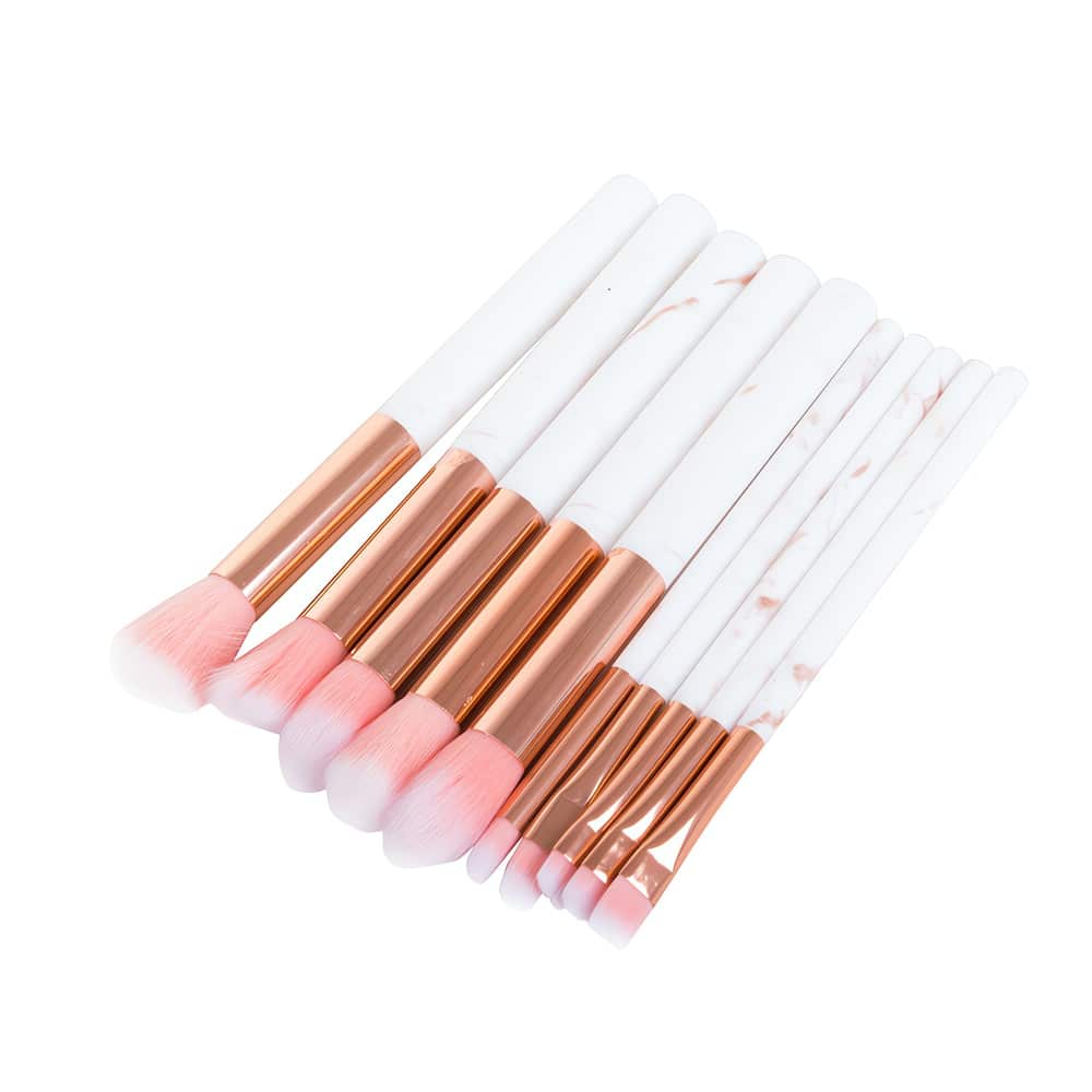 Upea 10-osainen sivellinsetti trendikkäällä pinkki-marmorikuosilla. Korkealaatuiset