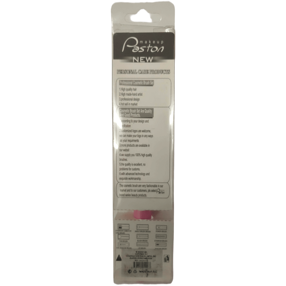 Tyylikäs pronssinvärinen meikkisivellin kasvojen muotoiluun. Viisto ja tiheä harjasosa sopii täydellisesti poskipunan ja varjostusten levitykseen. Ref: 9005950.