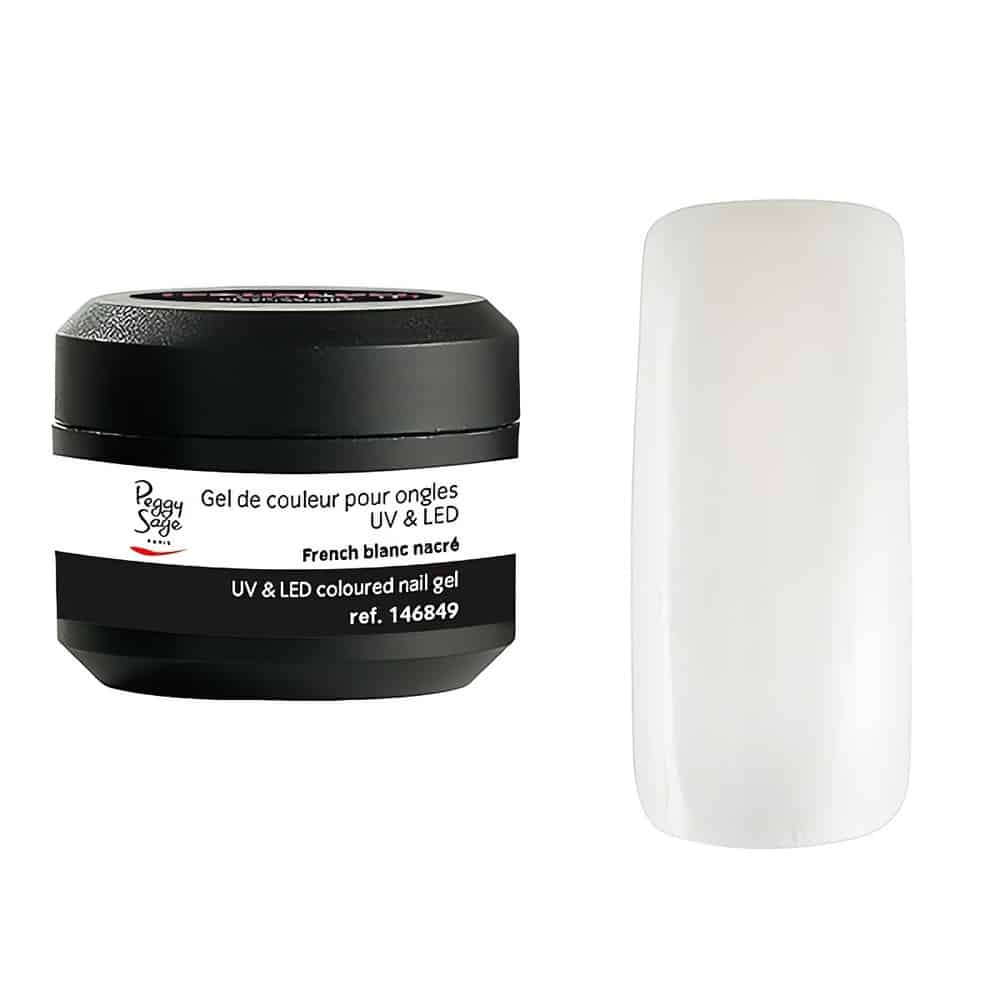 Luo ylellinen ranskalainen manikyyri Peggy Sage French Blanc Nacré -sävyllä. Pehmeä