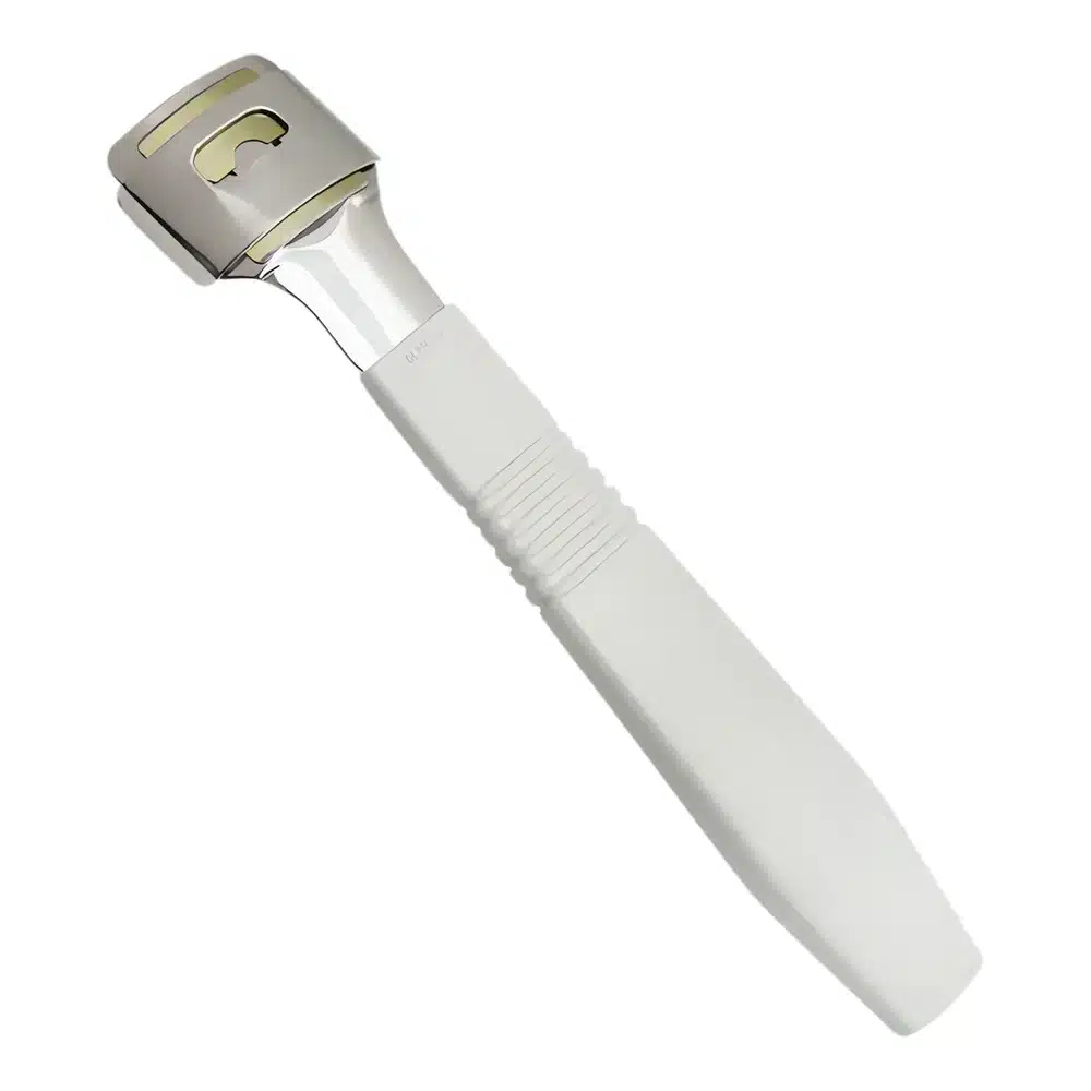 Poista paksut kovettumat ja känsät tehokkaasti ja tarkasti. Tämä ammattilaatuinen kovettumaveitsi on suunniteltu turvalliseen ja hygieeniseen jalkahoitoon.