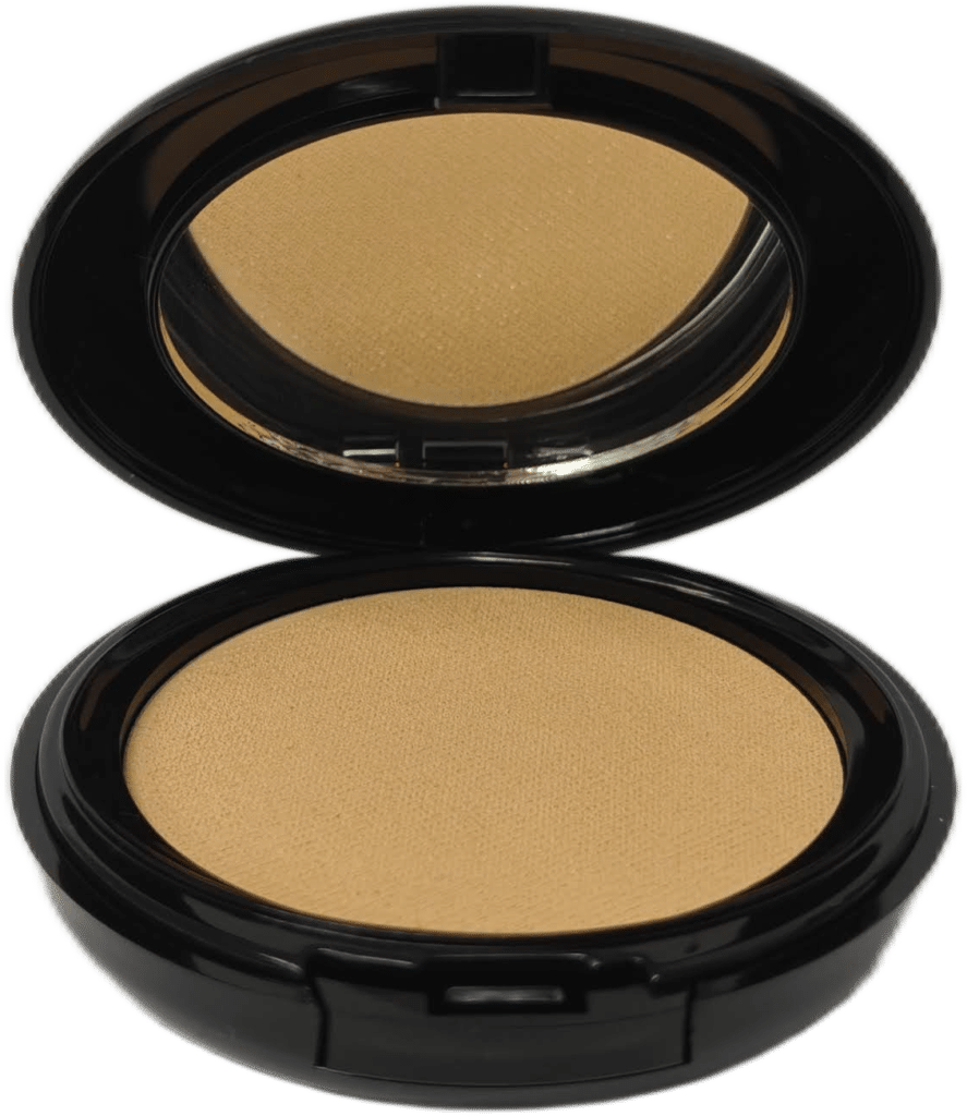 Kermainen meikkipuuteri muuttuu iholla samettiseksi ja mattaiseksi. Sävy Chair on neutraali ja luonnollinen sävy