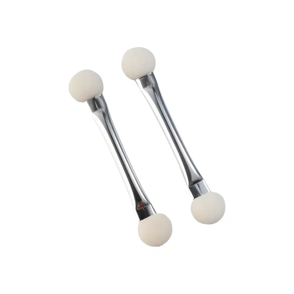 Peggy Sage Double Foam Applicator on kaksipäinen luomiväriapplikaattori. 6