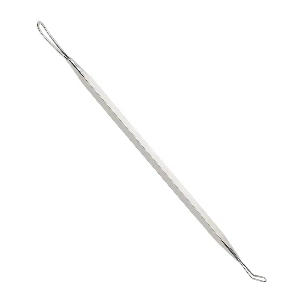 Ammattilaisten suosima kaksipäinen komedorauta. Poistaa mustapäät ja valkopäät hygieenisesti ja tarkasti. Valmistettu korkealaatuisesta ruostumattomasta teräkse