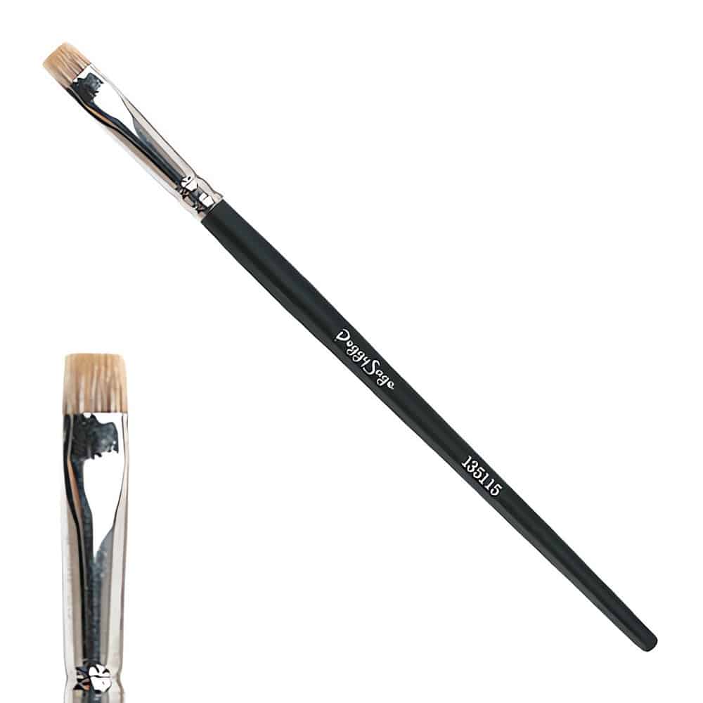 Ammattimainen korjaussivellin (8mm) aidosta mäyränkarvasta. Jämäkkä harjas peittää tummat silmänaluset ja epäpuhtaudet tarkasti ja luonnollisesti.