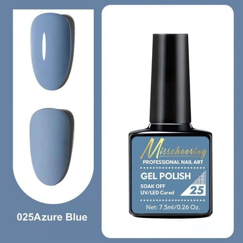 Luo upea ja kestävä manikyyri Misscheeringin ammattilaistason Azure Blue (25) geelilakalla. Kirkas taivaansininen sävy tuo raikkautta ja kiiltoa kynsiin.