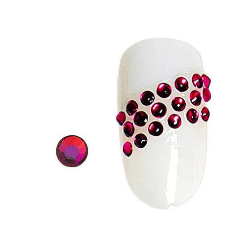 Loihdi kynsiisi vastustamaton säihke! Nämä 20 aitoa Swarovski Crystal Volcano SS5 -strassia tuovat ylellistä hohtoa manikyyriisi arkeen ja juhlaan. Helppo kiinn