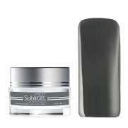 Peggy Sage Subligel - Preppy Grey. Upea kiilto ilman tahmeaa pintaa! Säästää aikaa – ei vaadi viimeistelygeeliä. Kestävä ja tyylikäs manikyyri.